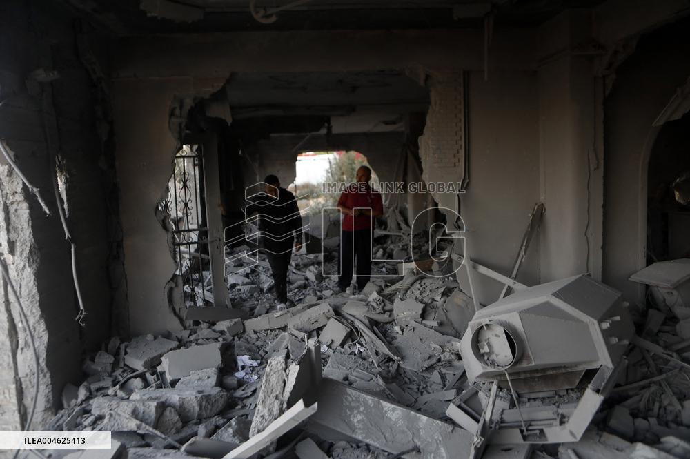 27 Killed in Israeli Attacks and 20 Others in A Food Truck Accident - Gaza