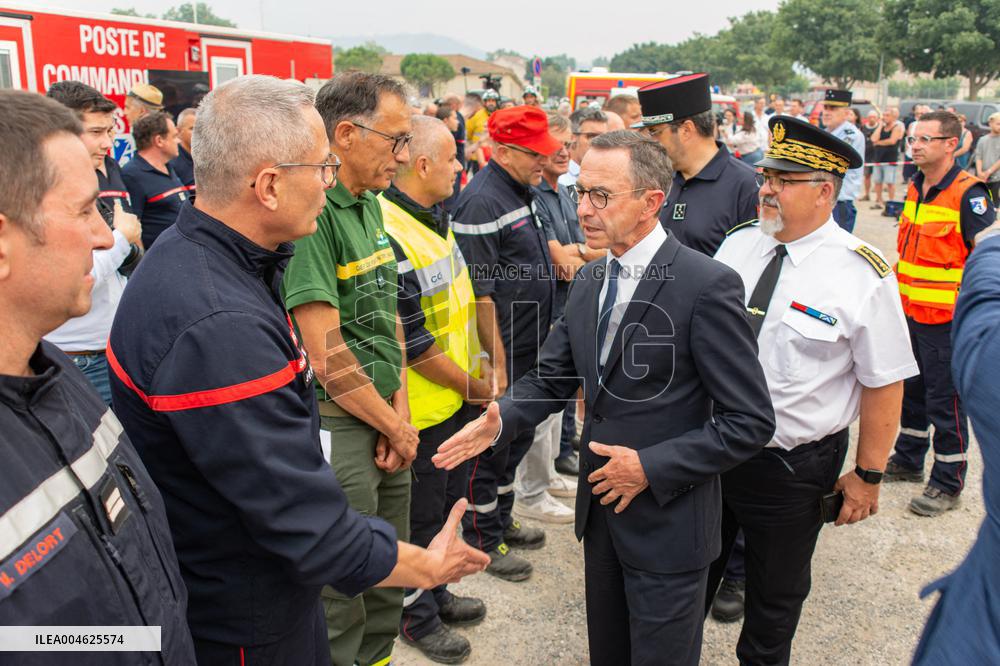 Prime Minister Meets with Victims of The Fire in Aude