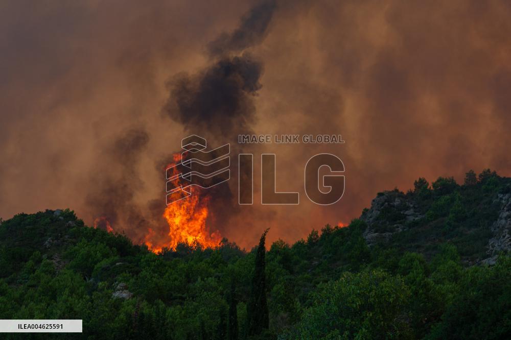 France Battles Largest Wildfire in Decades