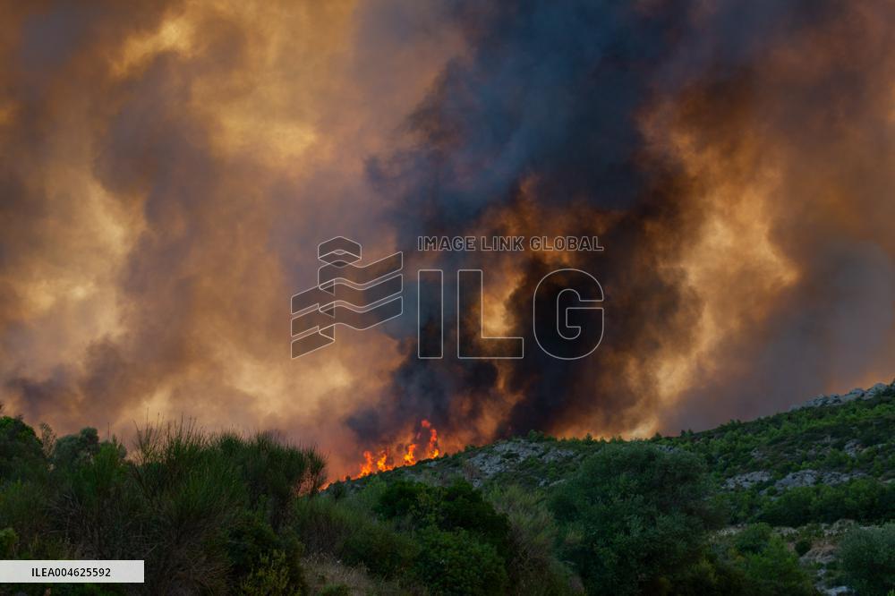France Battles Largest Wildfire in Decades