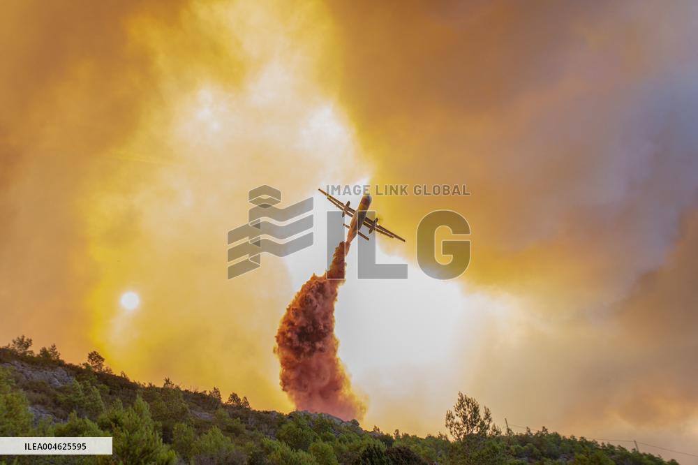 France Battles Largest Wildfire in Decades