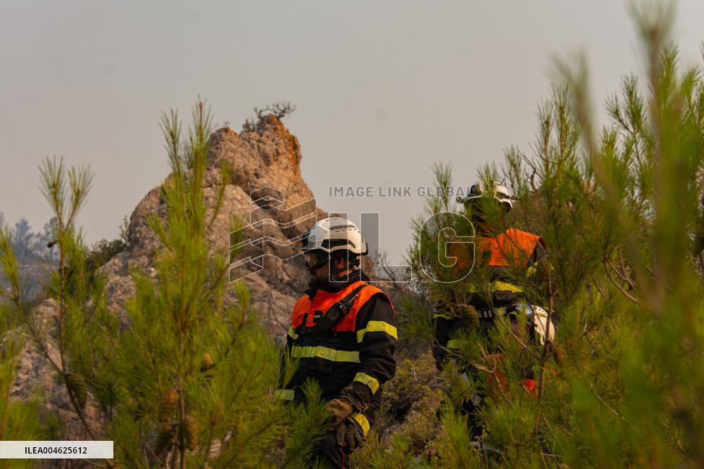 France Battles Largest Wildfire in Decades