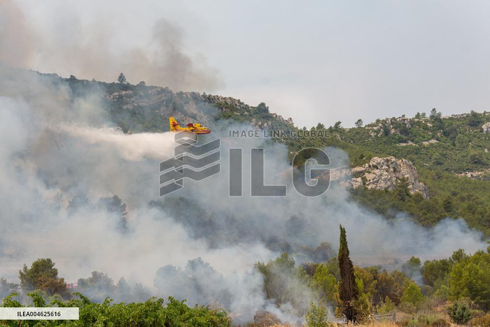 France Battles Largest Wildfire in Decades