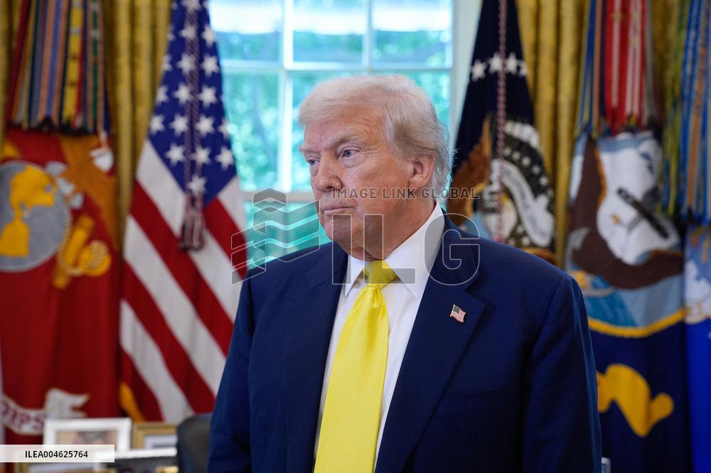 Donald Trump Delivers A Major Announcement On Economy - Washington