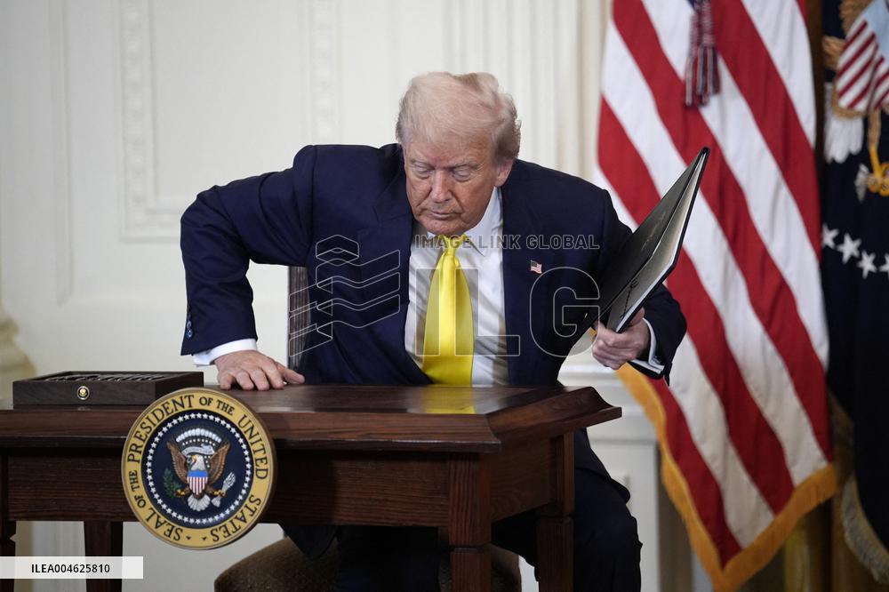 Donald Trump at the Purple Heart event - Washington