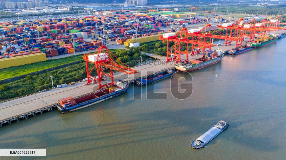 China Goods Trade Total Import And Export Value Increased