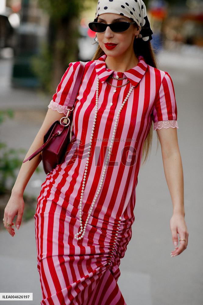 PFW - Viktor And Rolf Street Style