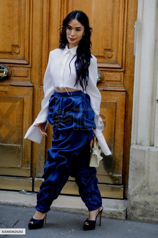 PFW - Viktor And Rolf Street Style
