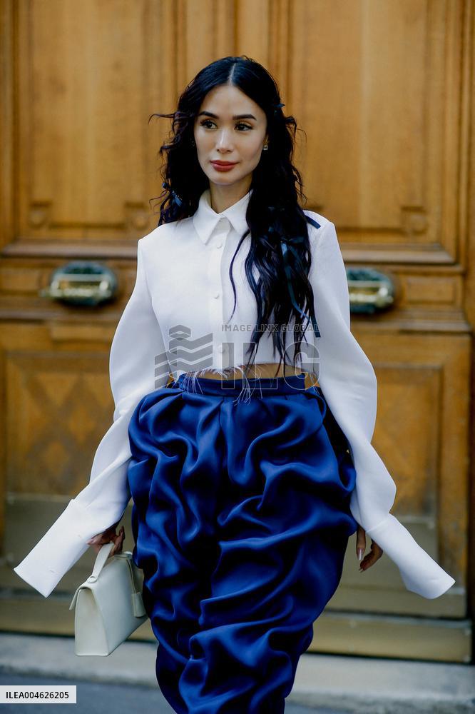 PFW - Viktor And Rolf Street Style