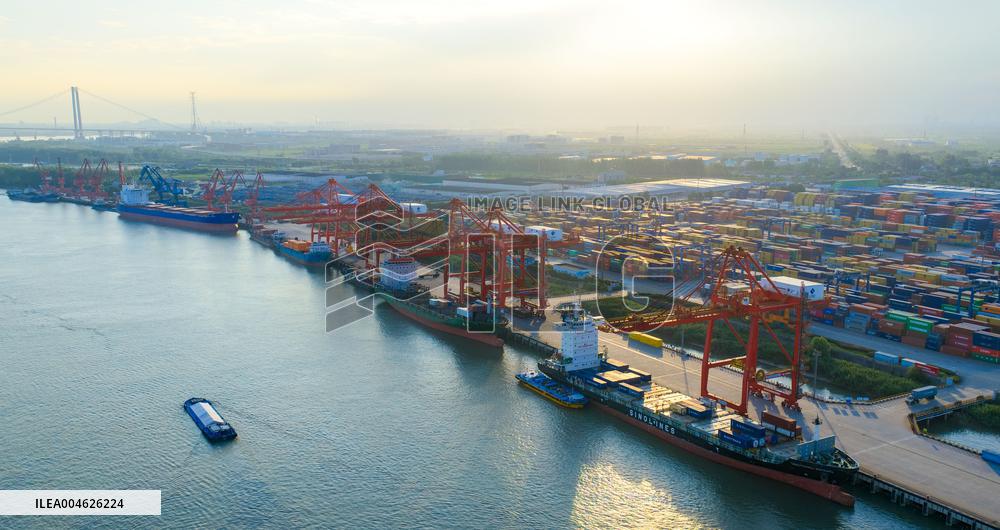 China Goods Trade Total Import And Export Value Increased