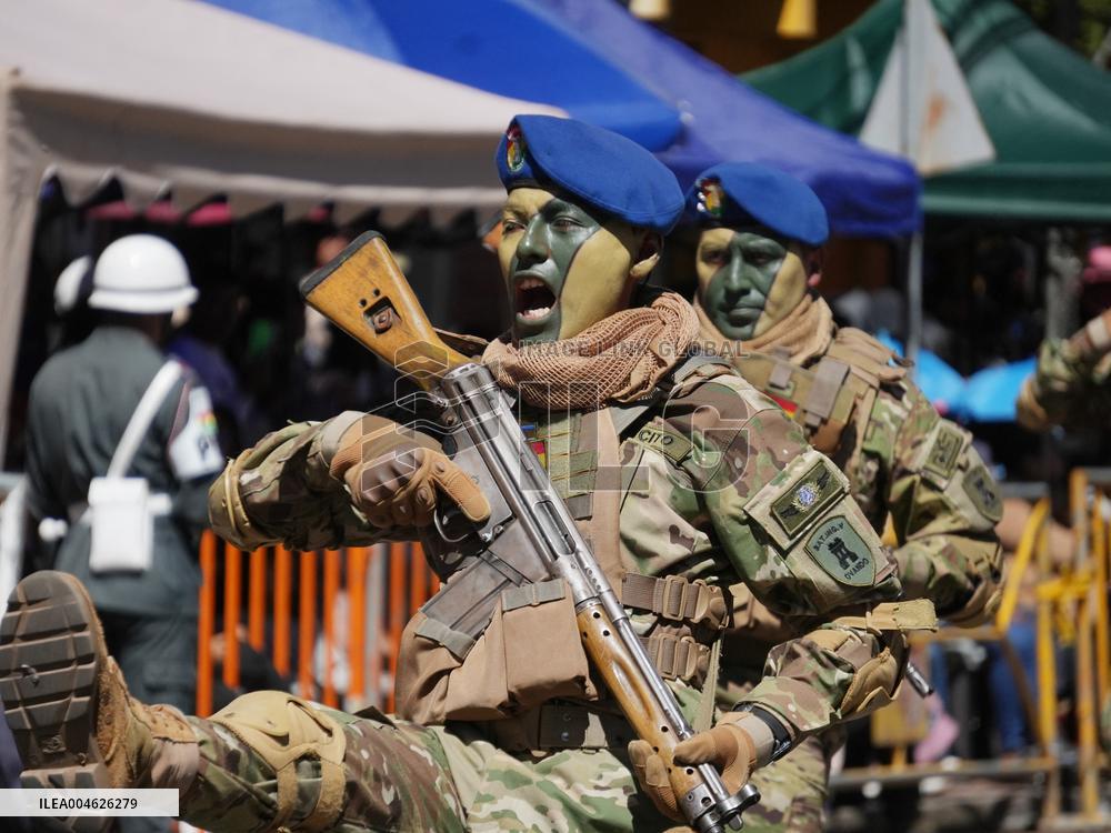 Commemoration of Bolivia Armed Forces Day - Sucre