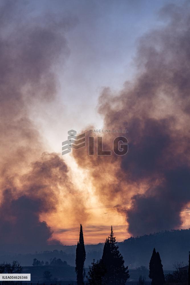 Forest Fire Burns 13000 Hectares - France
