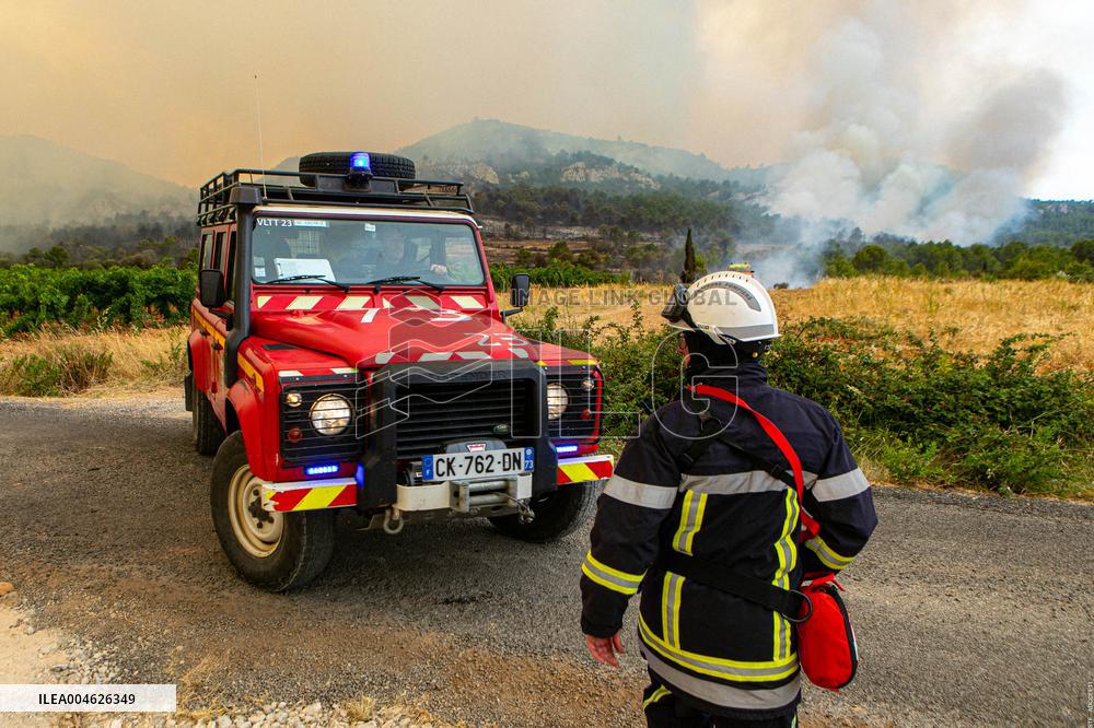 Forest Fire Burns 13000 Hectares - France