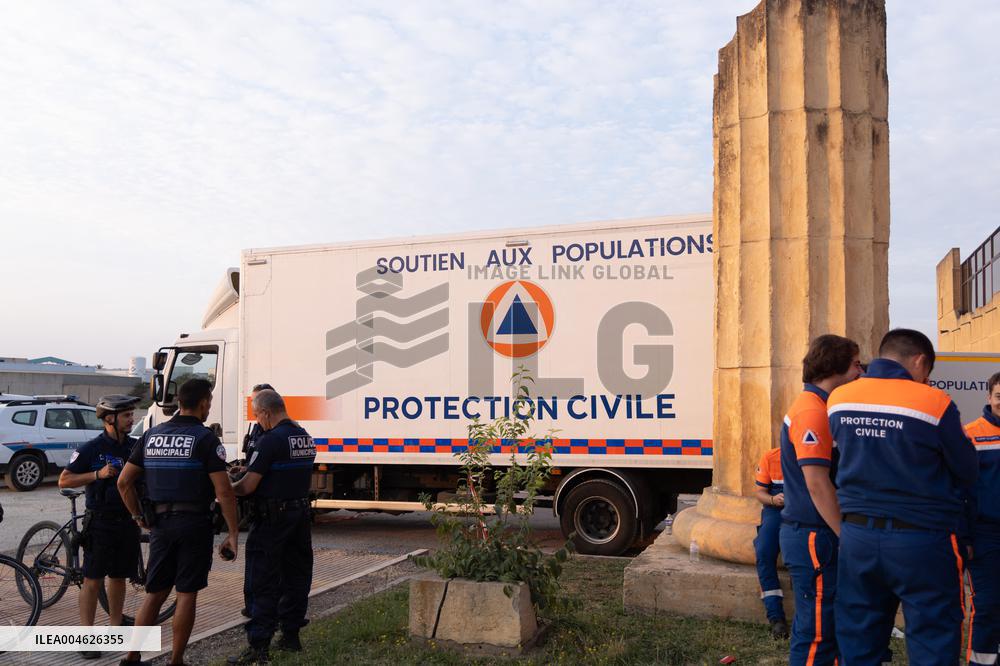 Forest Fire Burns 13000 Hectares - France