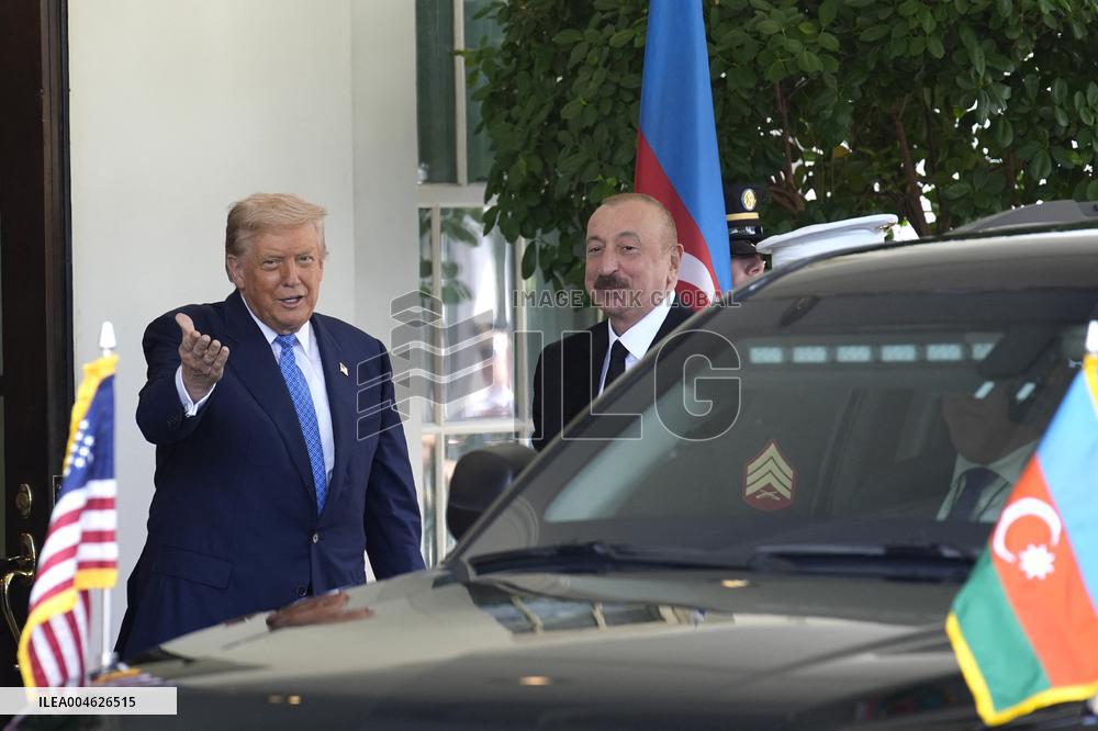 Donald Trump greets Armenian and Azerbaijan leaders - Washington