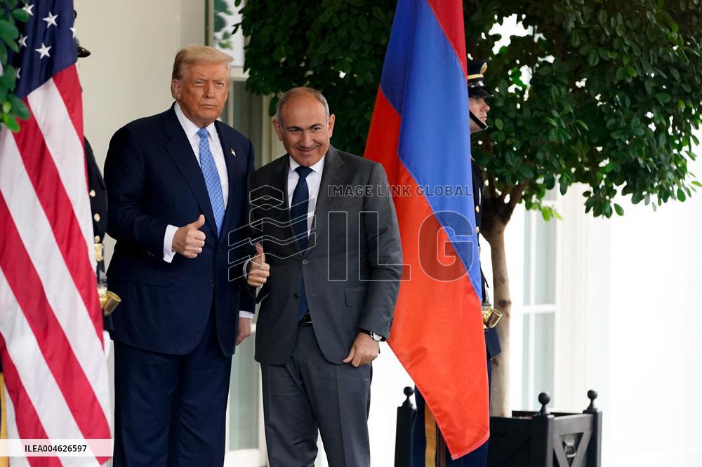 Donald Trump Greets Nikol Pashinyan - Washington
