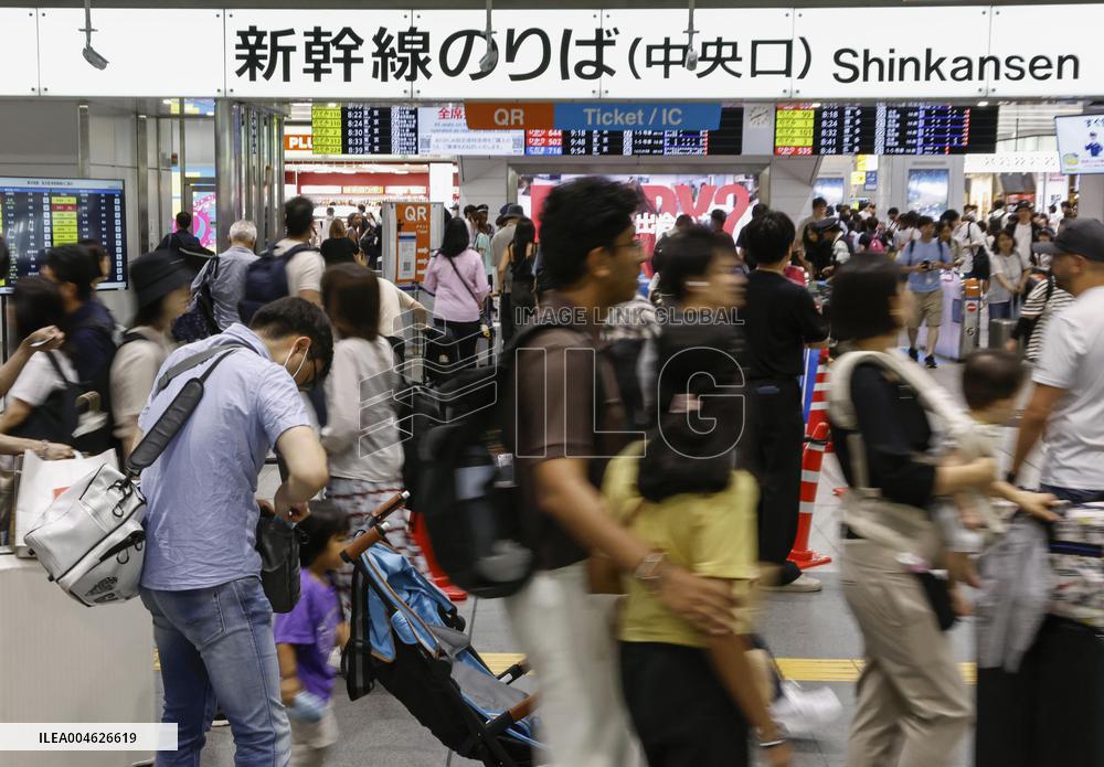 Summer holiday congestion in Japan