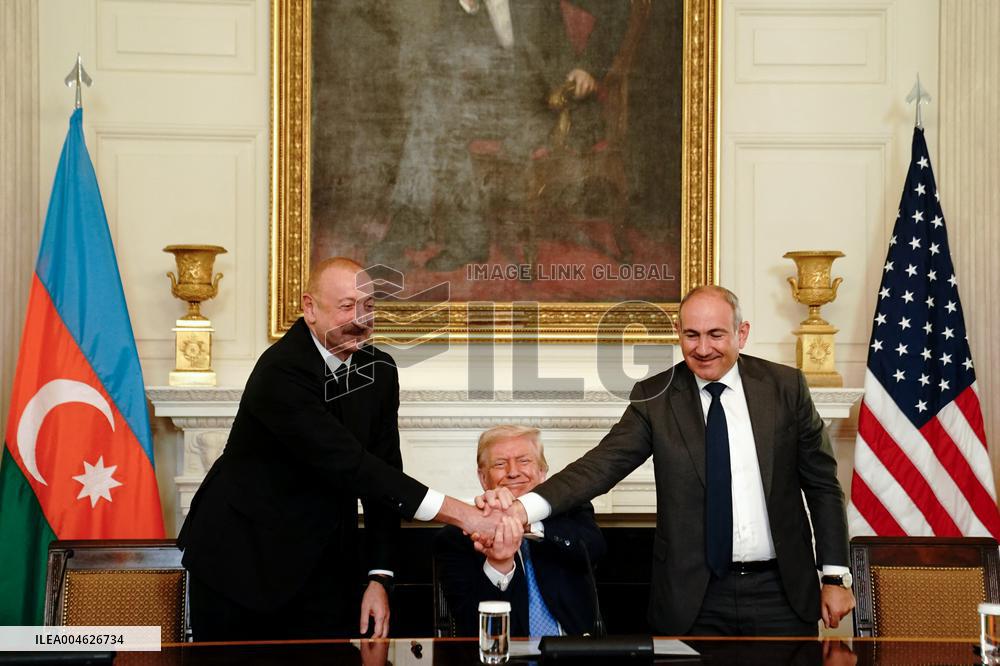 Donald Trump Meets Armenian And Azerbaijan Leaders - Washington