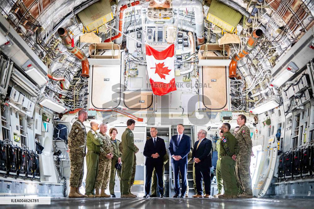 PM Mark Carney Visits Canadian Forces Base - Canada