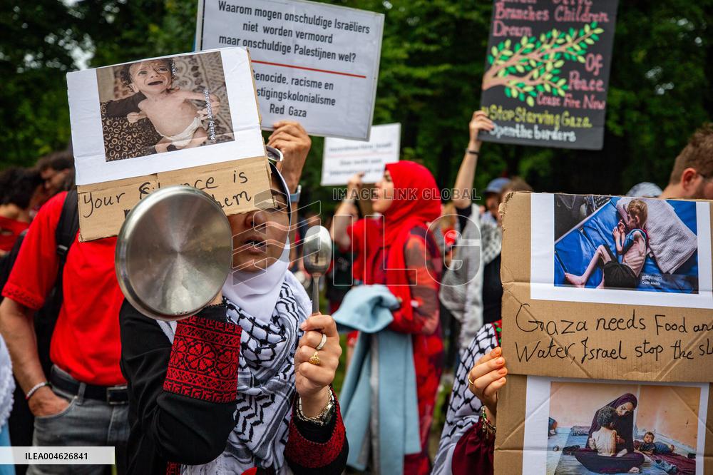 Police Clash With Pro Palestine Protesters - Netherlands