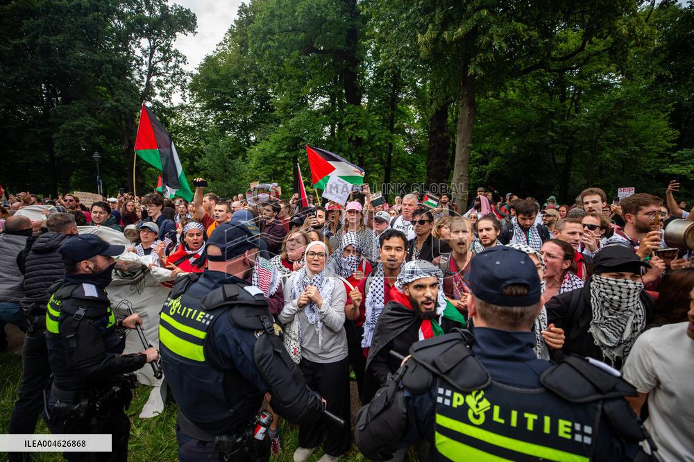 Police Clash With Pro Palestine Protesters - Netherlands