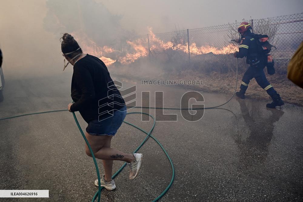Wildfires in Keratea - Greece