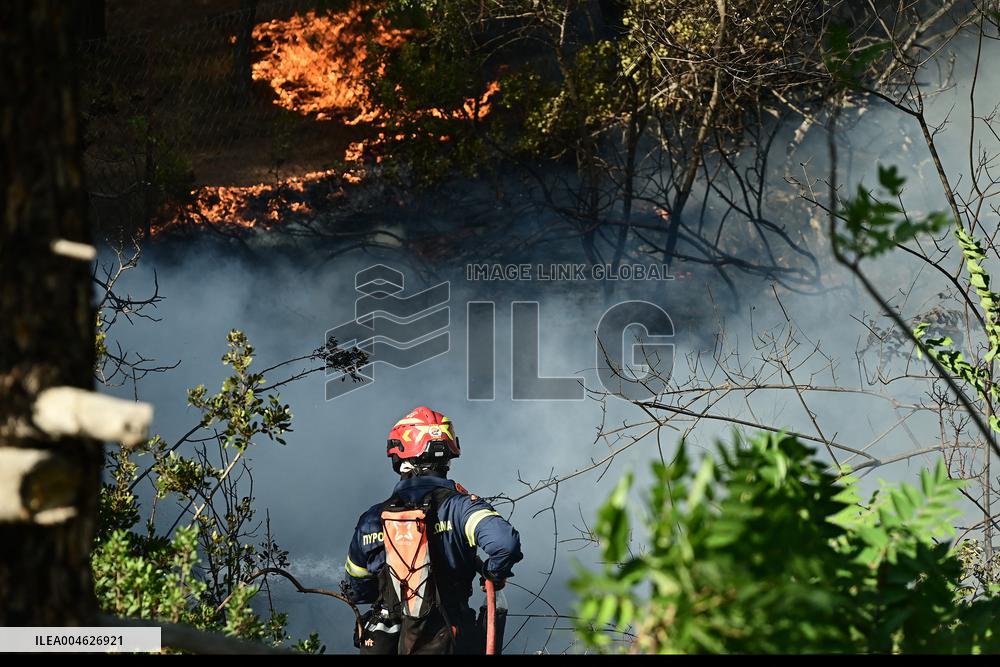 Wildfires in Keratea - Greece