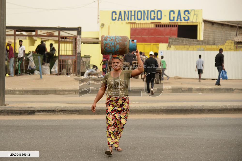 Gas Shortage In Luanda - Angola