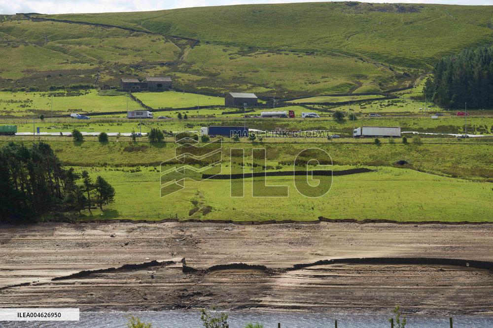Drought Reservoirs Low Water Levels - UK