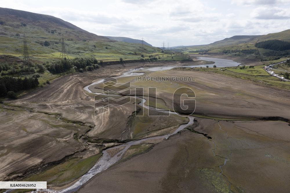 Drought Reservoirs Low Water Levels - UK