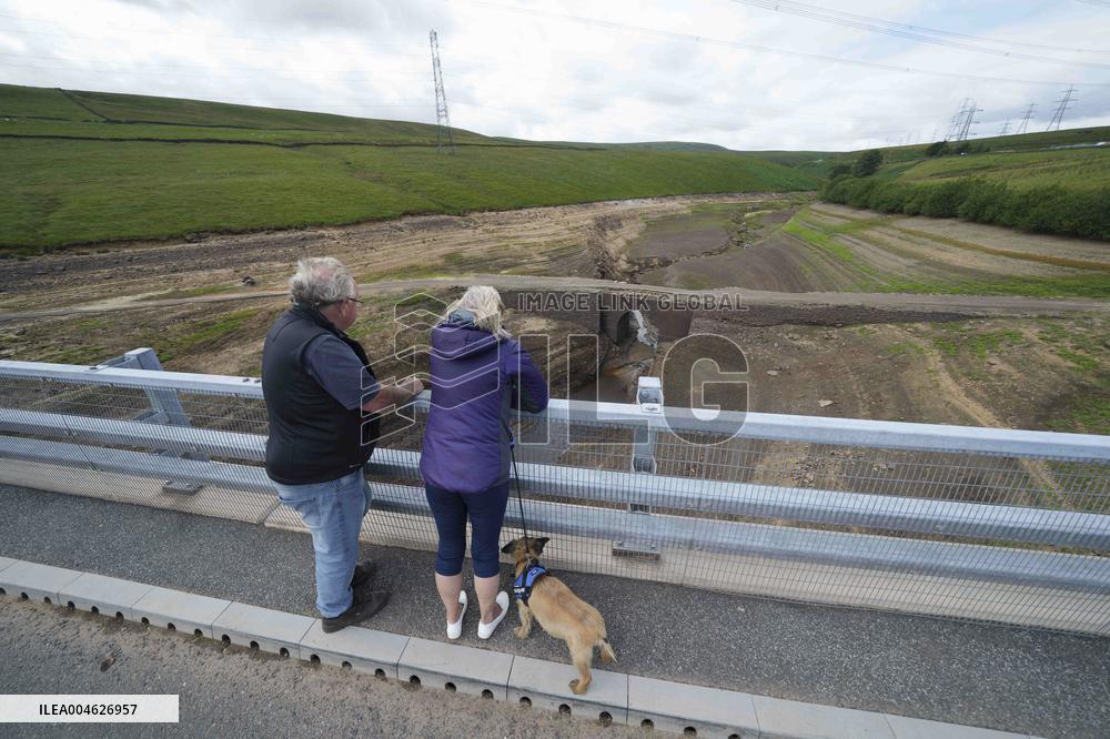Drought Reservoirs Low Water Levels - UK