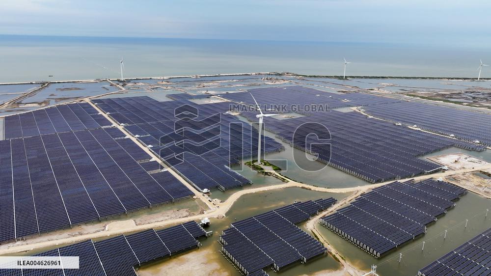 Photovoltaic And Energy Storage In Dongying City - China