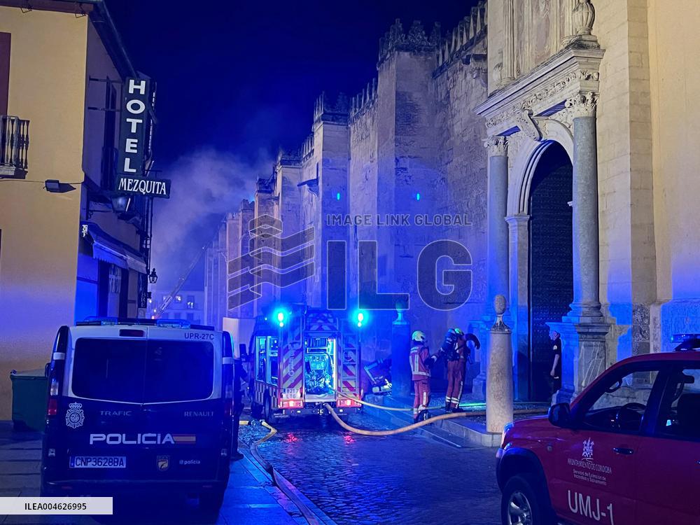 Fire In The Mosque Of Cordoba Completely Extinguished - Spain