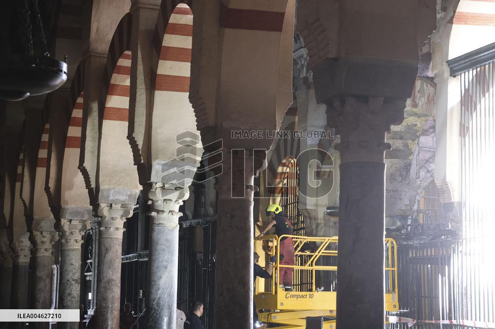 Fire In The Mosque Of Cordoba Completely Extinguished - Spain
