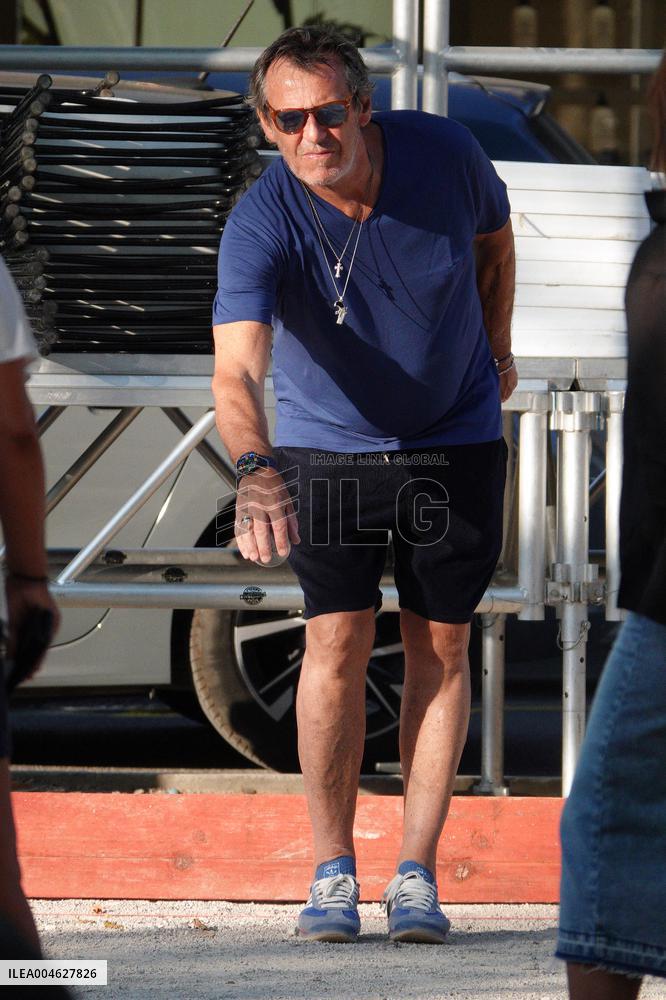 Jean-Luc Reichmann Playing Petanque - Saint Tropez