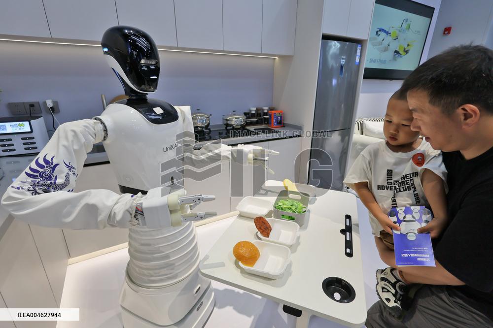 Robot Mall in Beijing