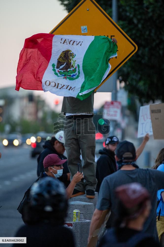 Tensions Rise at Anti ICE Protest - LA