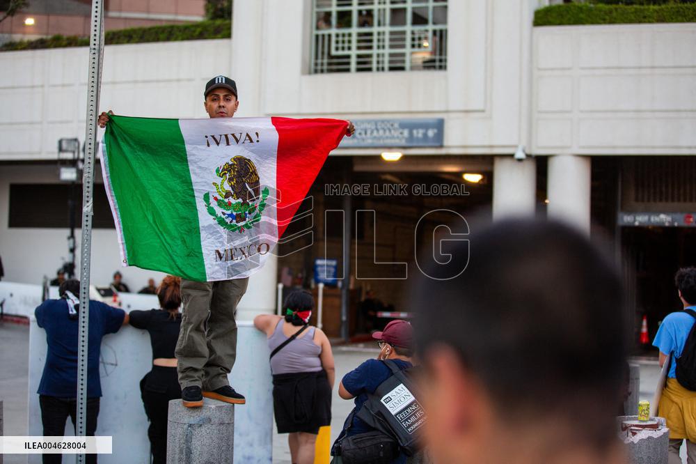 Tensions Rise at Anti ICE Protest - LA
