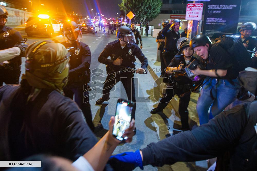Tensions Rise at Anti ICE Protest - LA