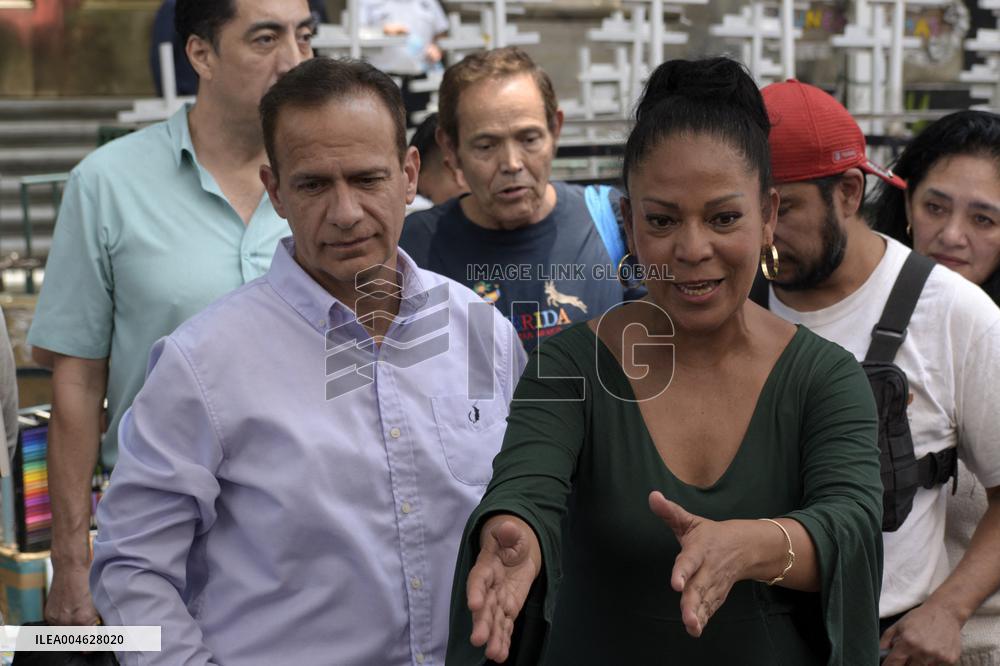Florence Cassez's Ex-Partner Israel Vallarta Released After 19 Years In Prison - Mexico