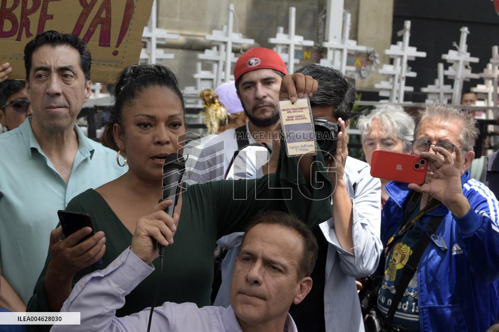 Florence Cassez's Ex-Partner Israel Vallarta Released After 19 Years In Prison - Mexico