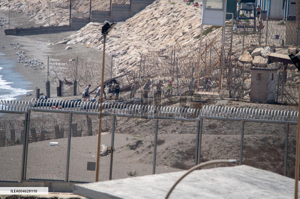 Migrant Boat Arrives In Ceuta - Spain