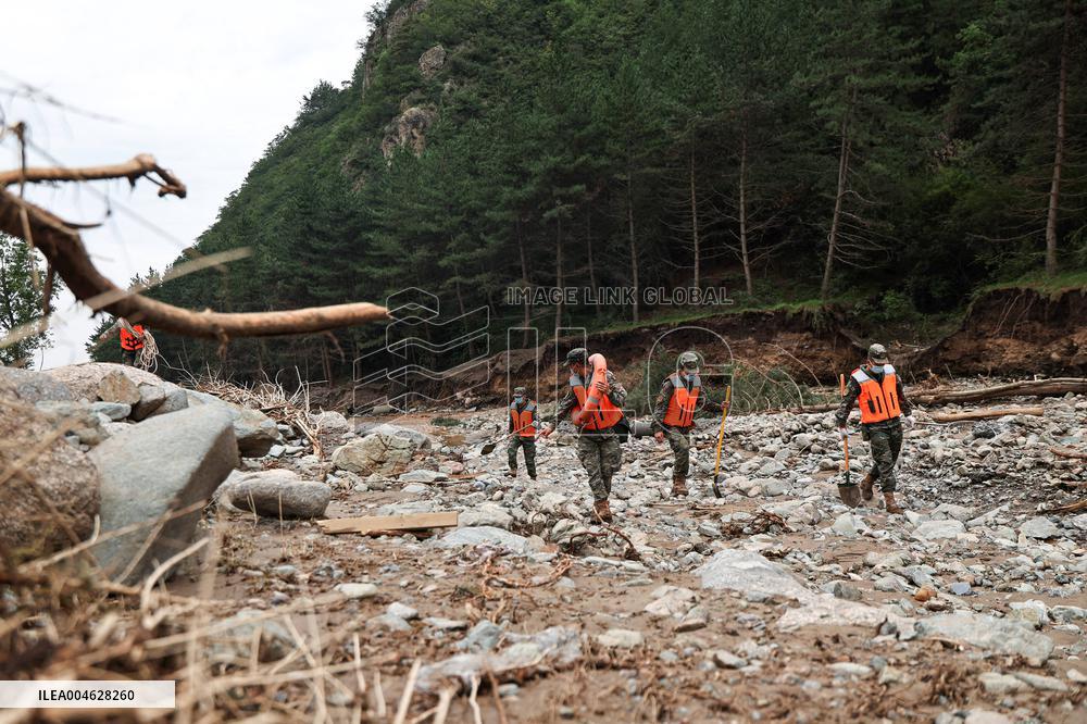 Yuzhong Mountain Torrents Rescue Efforts - China