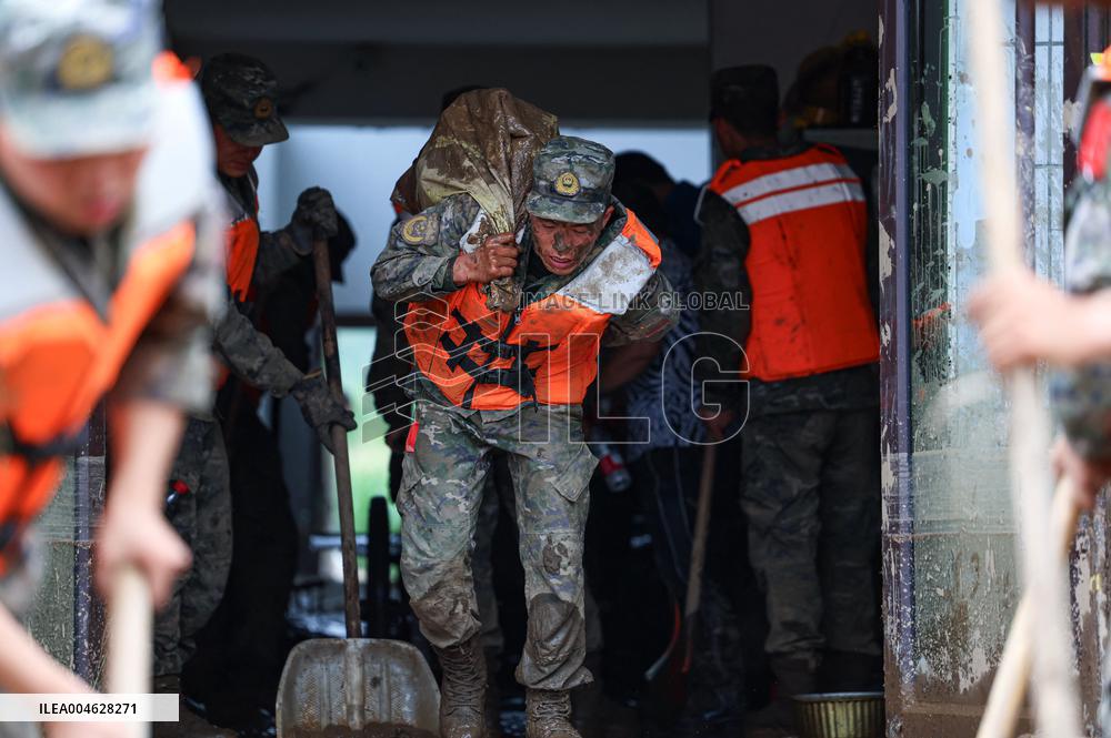 Yuzhong Mountain Torrents Rescue Efforts - China