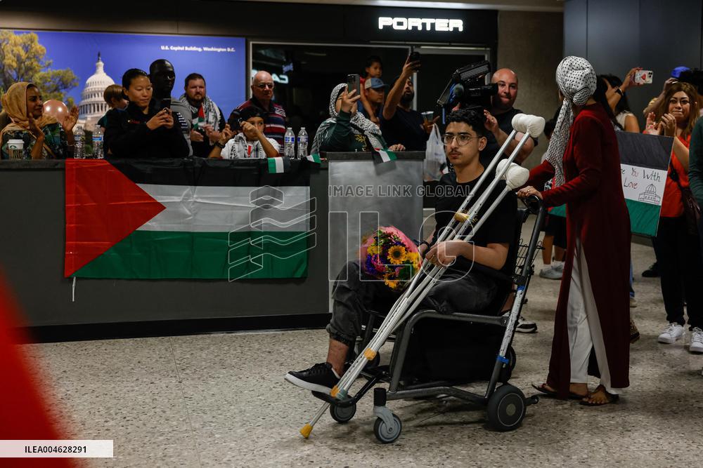 Wounded Gaza Teens Arrive in US for Treatment - DC