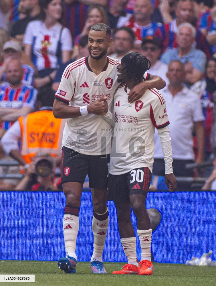 A Community Shield - Crystal Palace v Liverpool - London