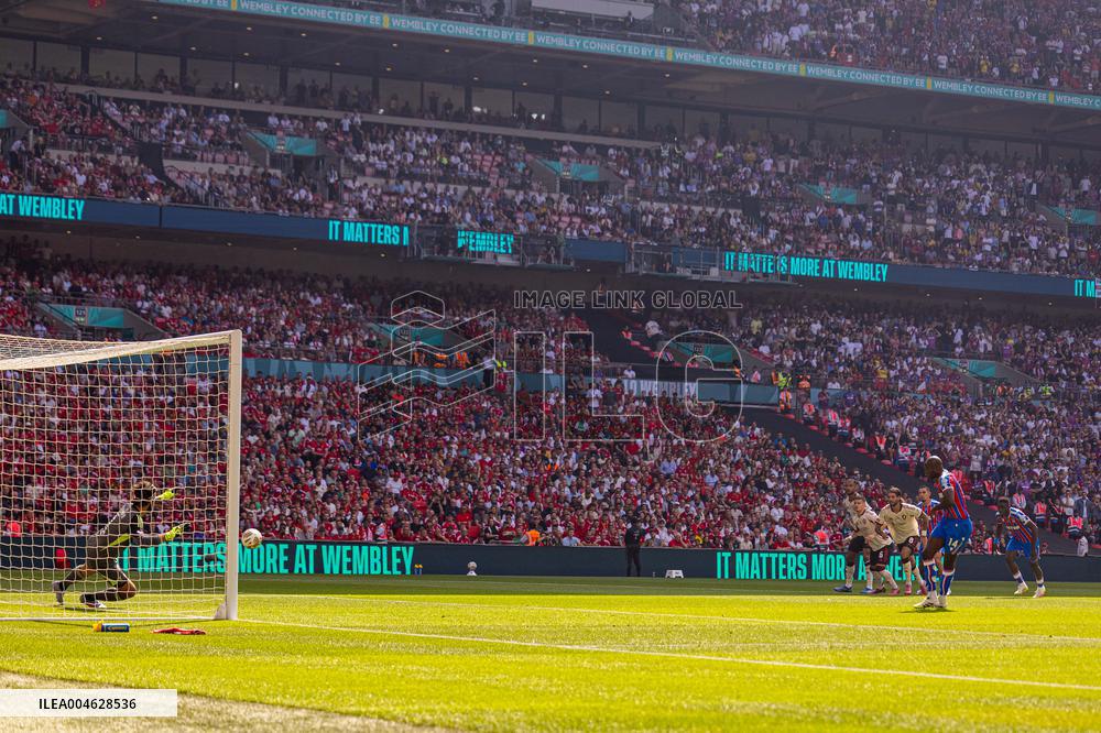 A Community Shield - Crystal Palace v Liverpool - London