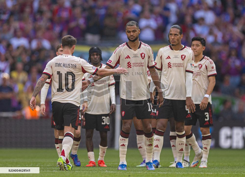 A Community Shield - Crystal Palace v Liverpool - London