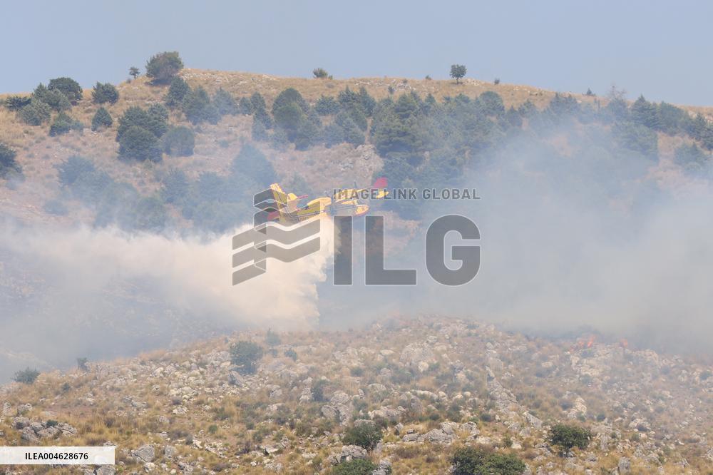 Fire Response in Santa Cristina Gela Helicopters Deployed - Italy