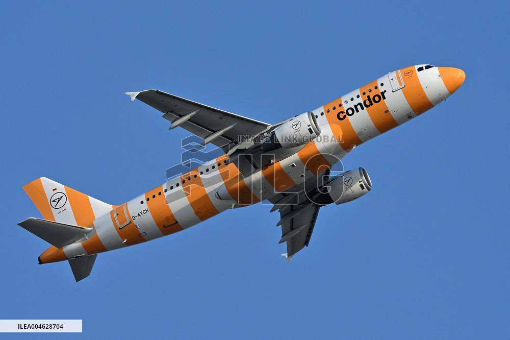 Fiumicino, Italy, Aircraft to Fiumicino Airport